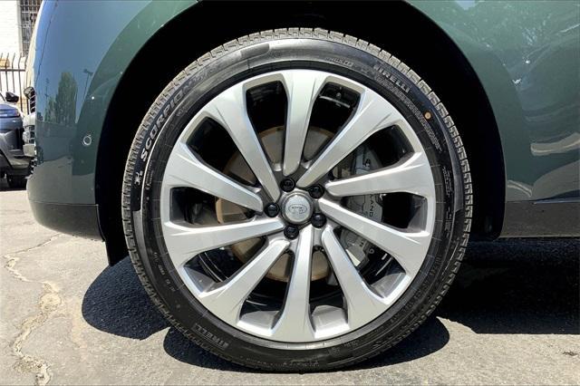 new 2025 Land Rover Range Rover car, priced at $149,295