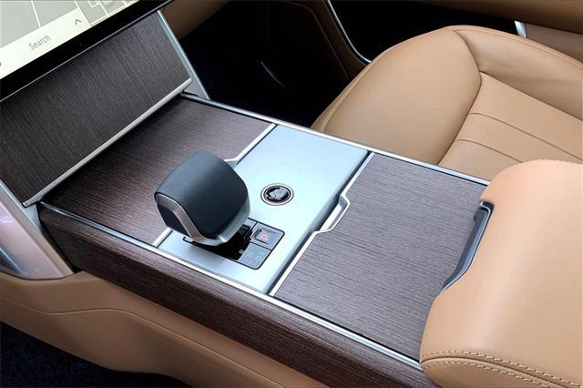 new 2025 Land Rover Range Rover car, priced at $141,650
