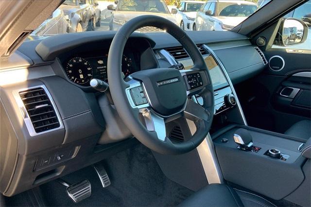 new 2025 Land Rover Discovery car, priced at $75,168