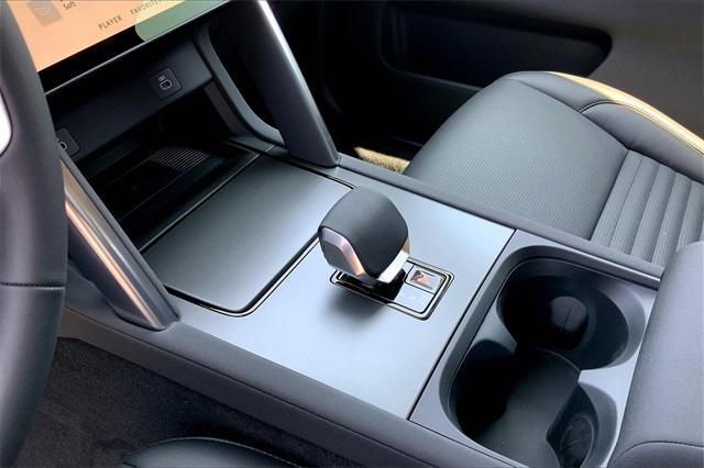 new 2025 Land Rover Discovery Sport car, priced at $52,368