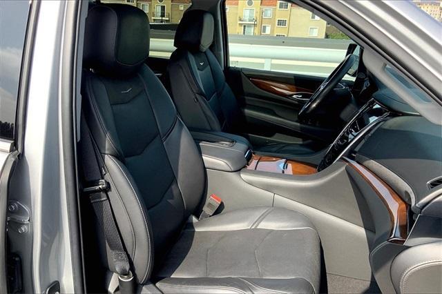used 2019 Cadillac Escalade ESV car, priced at $49,700