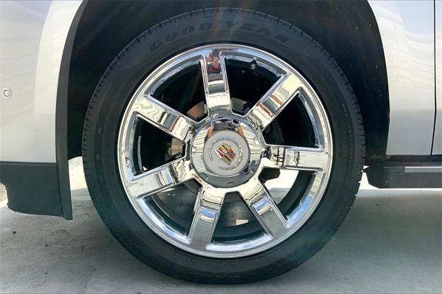 used 2019 Cadillac Escalade ESV car, priced at $49,700