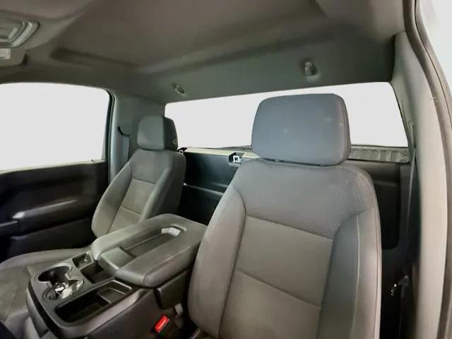 used 2024 GMC Sierra 1500 car, priced at $35,275
