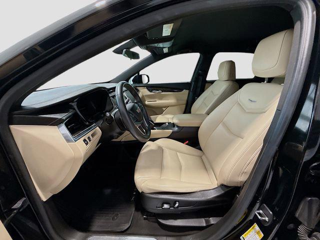 used 2017 Cadillac XT5 car, priced at $16,890