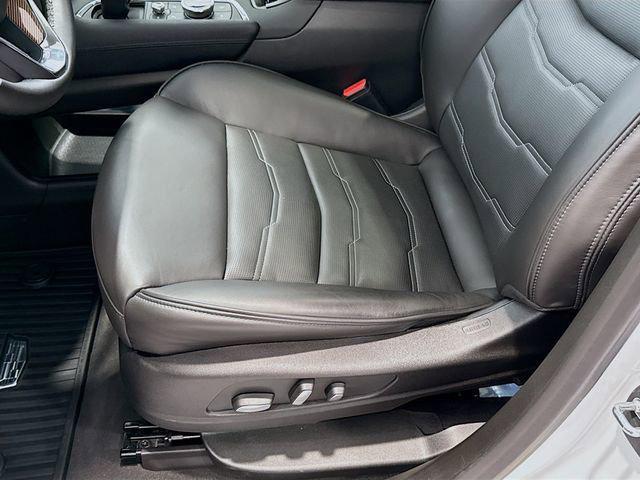 used 2024 Cadillac XT6 car, priced at $55,280