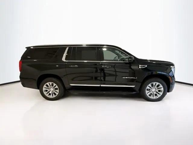 used 2025 GMC Yukon XL car, priced at $79,990