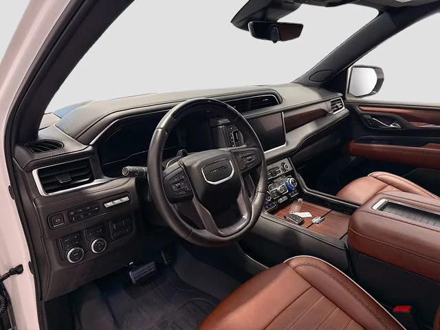 used 2024 GMC Yukon car, priced at $73,880