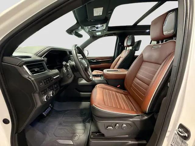 used 2024 GMC Yukon car, priced at $73,880