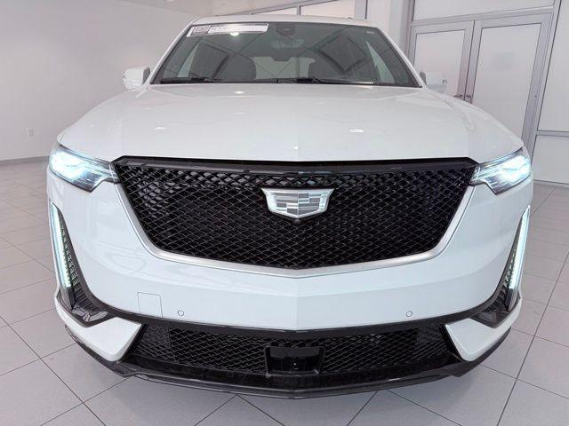 new 2024 Cadillac XT6 car, priced at $66,385