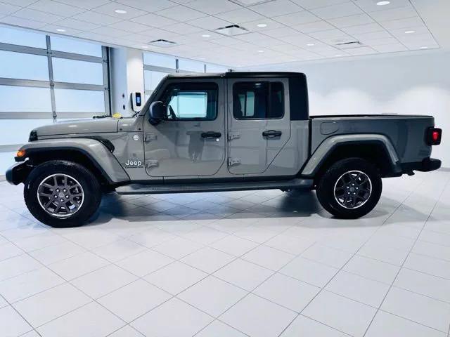 used 2021 Jeep Gladiator car, priced at $34,272