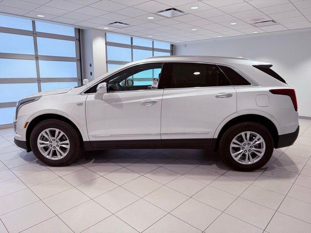 new 2024 Cadillac XT5 car, priced at $39,015