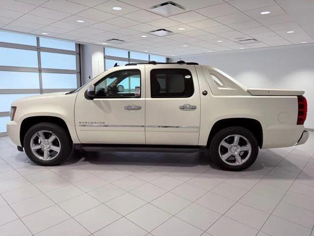 used 2013 Chevrolet Avalanche car, priced at $17,895