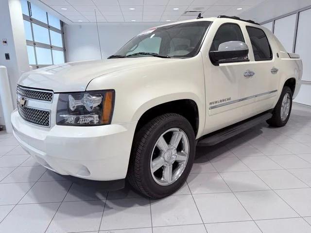 used 2013 Chevrolet Avalanche car, priced at $17,895