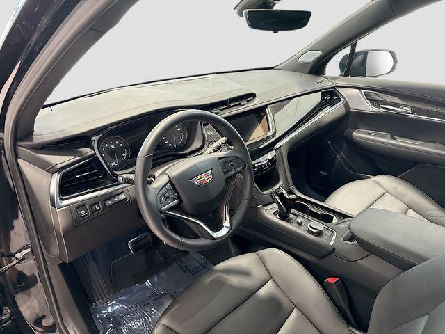 used 2024 Cadillac XT6 car, priced at $53,764