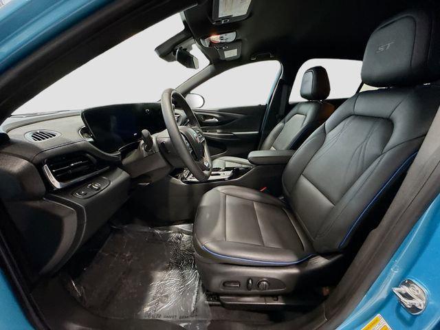used 2025 Buick Envista car, priced at $26,150