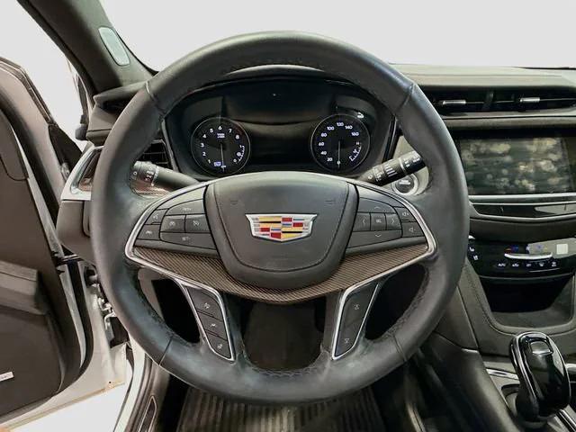 used 2024 Cadillac XT5 car, priced at $46,305