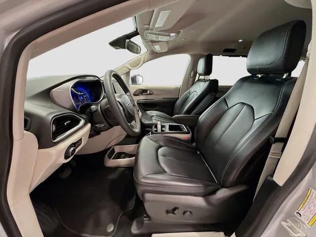 used 2023 Chrysler Pacifica car, priced at $25,990