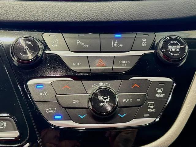 used 2023 Chrysler Pacifica car, priced at $25,990