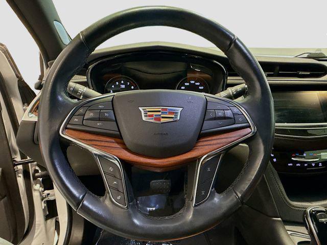 used 2020 Cadillac XT5 car, priced at $21,655