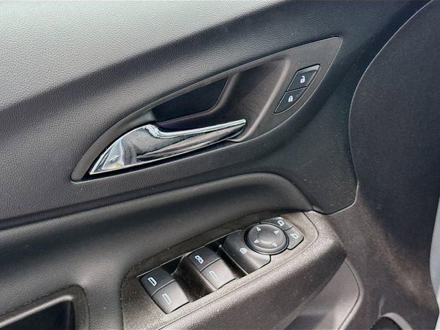 used 2024 Chevrolet Equinox car, priced at $25,968