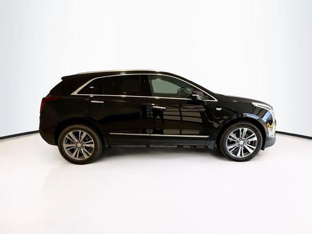 used 2025 Cadillac XT5 car, priced at $47,997
