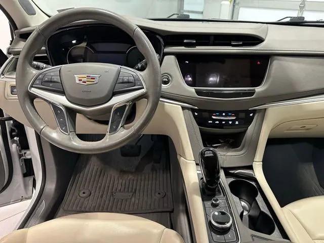 used 2021 Cadillac XT5 car, priced at $33,480