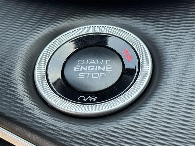 new 2025 Jeep Grand Cherokee L car