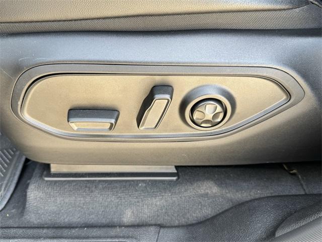 new 2025 Jeep Grand Cherokee L car