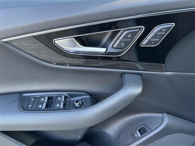 used 2019 Audi Q7 car, priced at $18,499