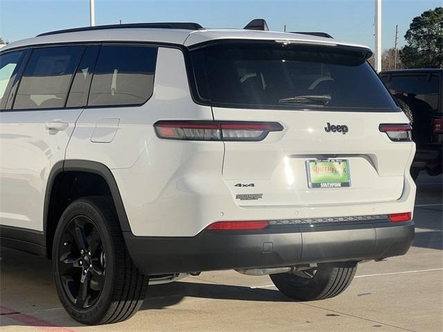 new 2025 Jeep Grand Cherokee L car, priced at $41,701