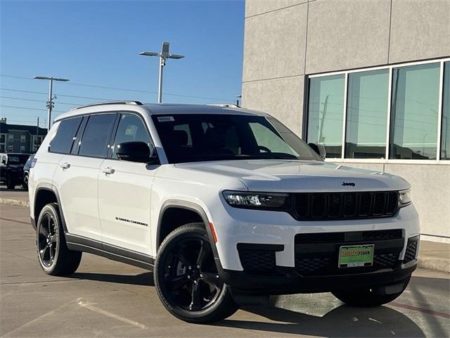 new 2025 Jeep Grand Cherokee L car, priced at $41,701