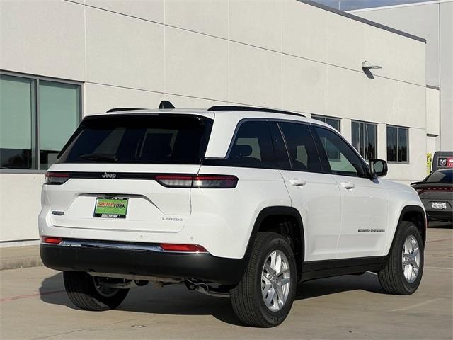 new 2025 Jeep Grand Cherokee car, priced at $33,495