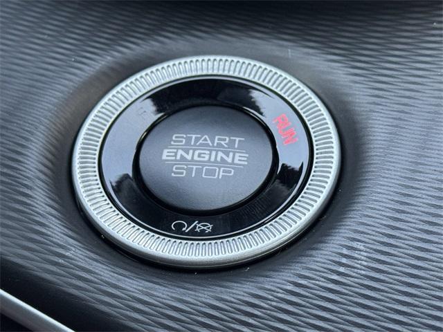 new 2025 Jeep Grand Cherokee L car, priced at $39,730