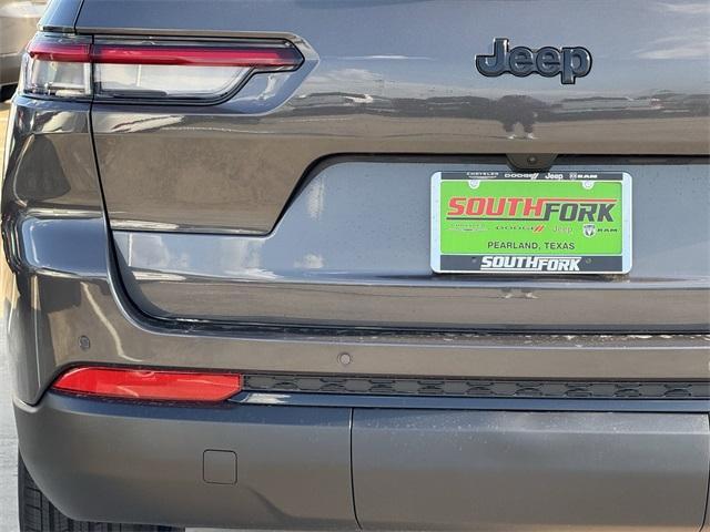 new 2025 Jeep Grand Cherokee L car, priced at $39,730