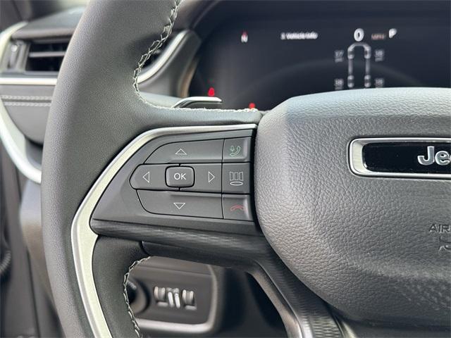 new 2025 Jeep Grand Cherokee L car, priced at $37,856