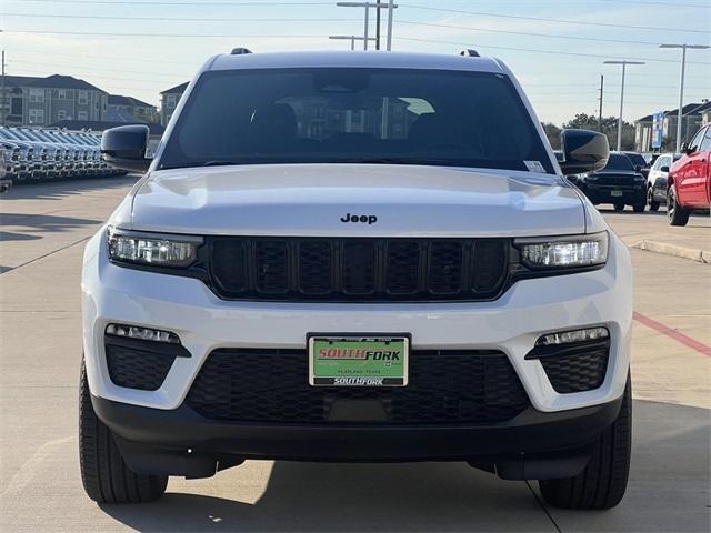 new 2025 Jeep Grand Cherokee car, priced at $43,754