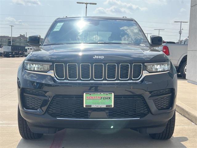 new 2024 Jeep Grand Cherokee car, priced at $34,995