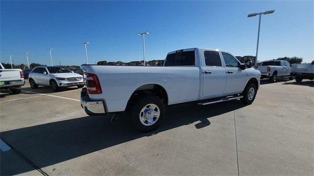 new 2024 Ram 3500 car, priced at $80,635