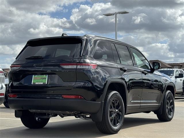 new 2025 Jeep Grand Cherokee car, priced at $38,405