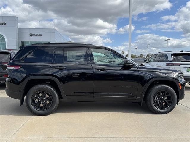 new 2025 Jeep Grand Cherokee car, priced at $38,405
