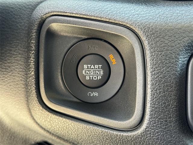 new 2025 Jeep Wrangler car, priced at $37,400