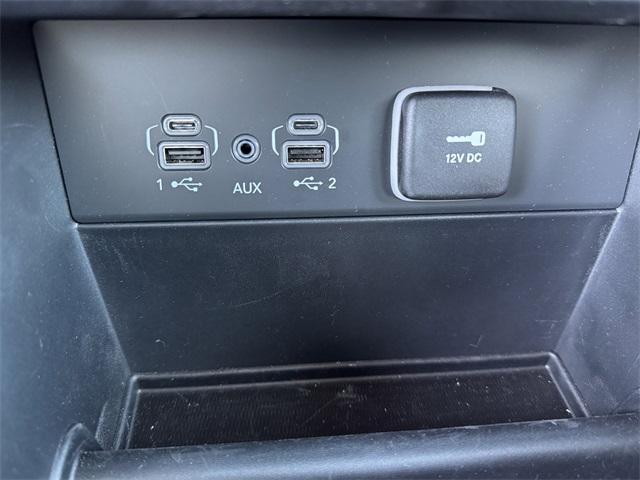 used 2025 Jeep Grand Cherokee car, priced at $35,599