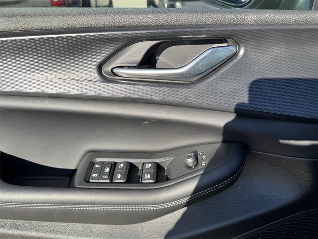 used 2025 Jeep Grand Cherokee car, priced at $35,599