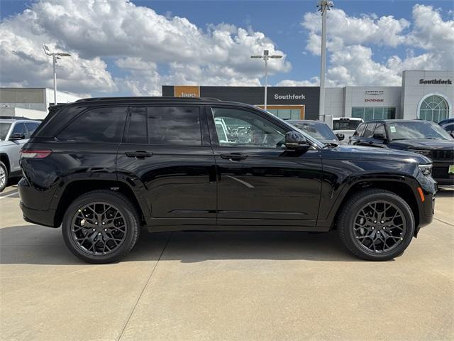 new 2025 Jeep Grand Cherokee car, priced at $66,185
