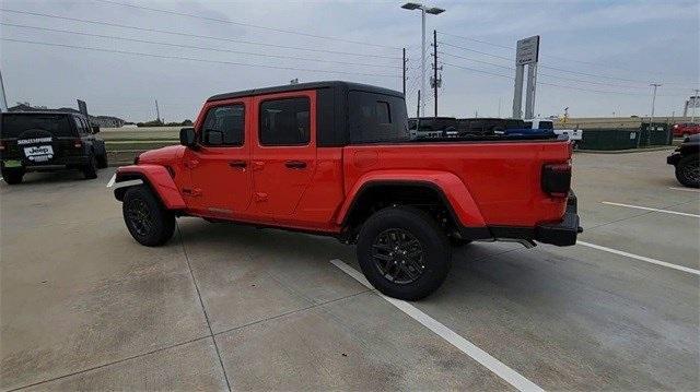 new 2024 Jeep Gladiator car, priced at $41,945