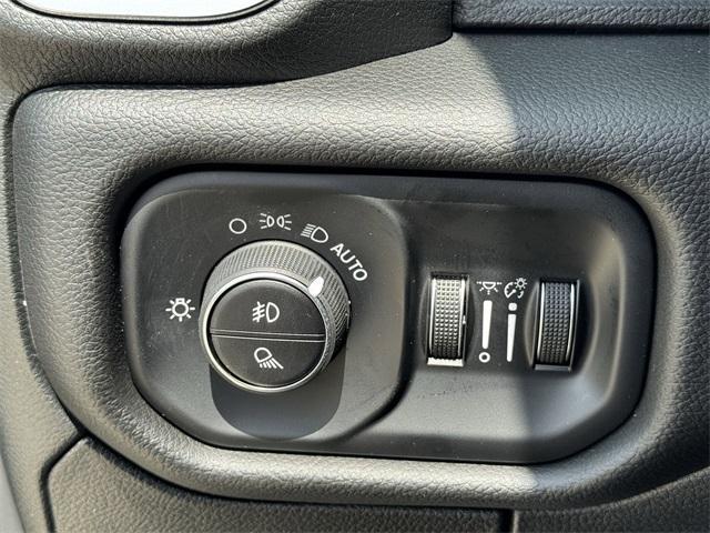 new 2025 Ram 1500 car, priced at $58,301