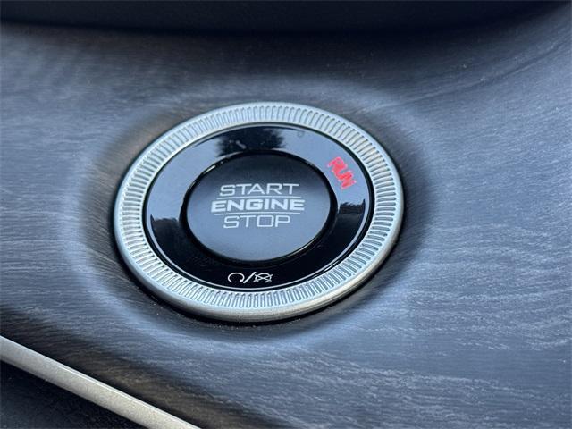 new 2025 Jeep Grand Cherokee L car, priced at $37,937