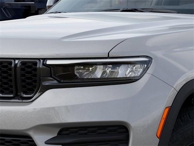new 2025 Jeep Grand Cherokee car, priced at $39,475