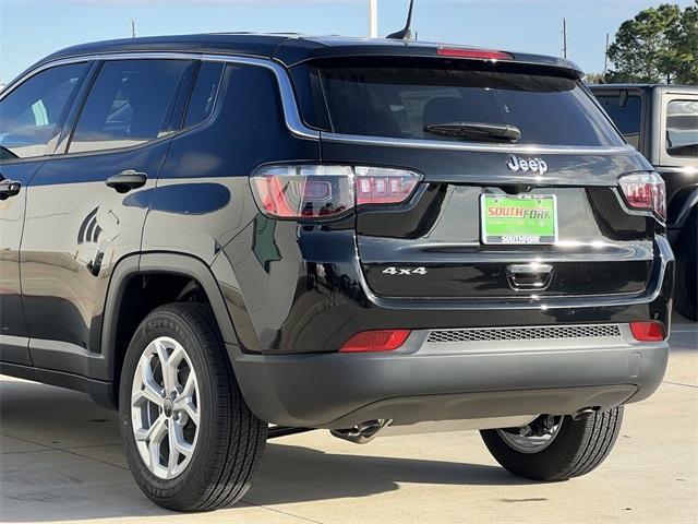 new 2025 Jeep Compass car, priced at $25,995