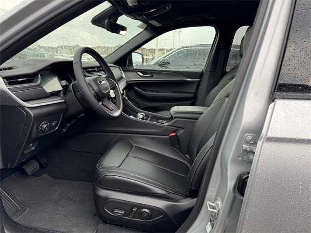 new 2025 Jeep Grand Cherokee L car, priced at $47,639